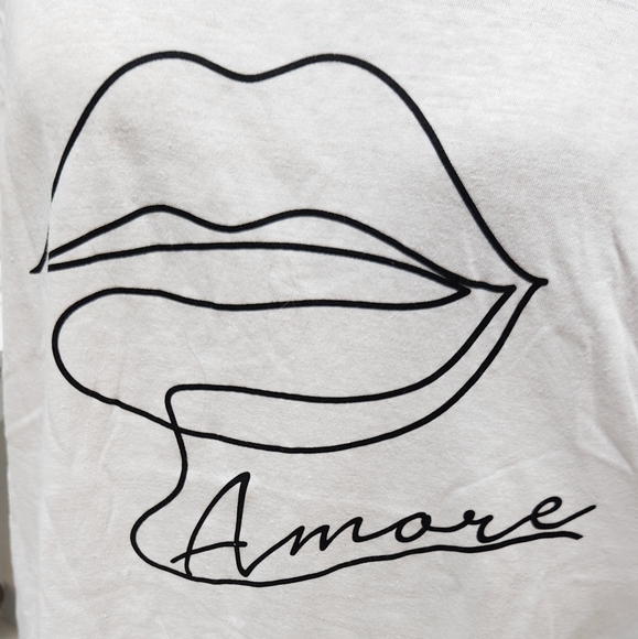 "AMORE" SS Tee BOOHOO Crew-Neck Cotton Tee Shirt NWT - Picture 1 of 5